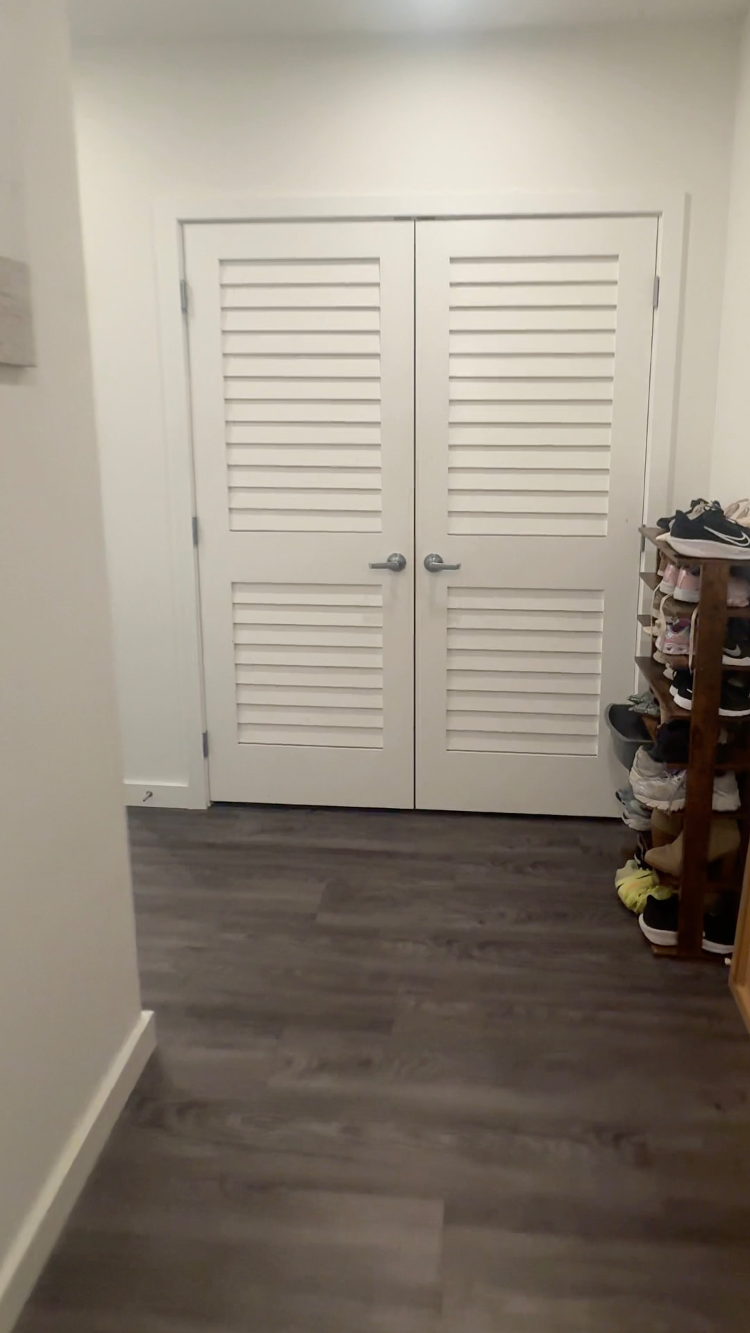 Hallway laundry area after a Cenlora clean