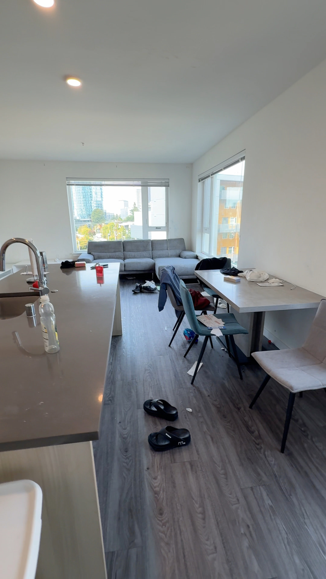 Open-plan living room before a Cenlora clean